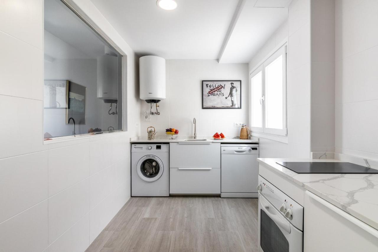 Livemalaga Victoria Suites Екстериор снимка